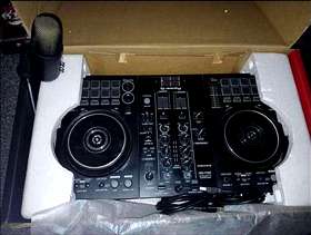 Freecycle Pioneer DDJ 400 music decks FOR SALE.