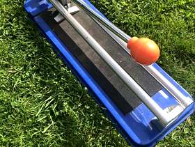 Freecycle Compact tile cutter