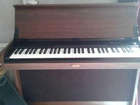 Freecycle Yamaha keyboard organ model CNR -80