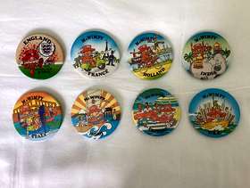 Freecycle Mr Wimpy badges