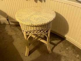 Freecycle Wicker small table