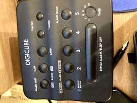 Freecycle Digicube small radio
