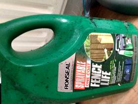 Freecycle Ronseal Sprayable one coat Fence life