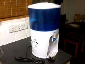 Freecycle Chillswell Water filter dispenser,,chills and filters drinking water