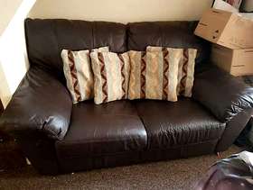 Freecycle Settee