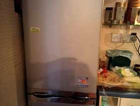 Freecycle Silver fridge freezer good working order