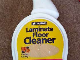 Freecycle 1 litre Laminate Floor cleaner.