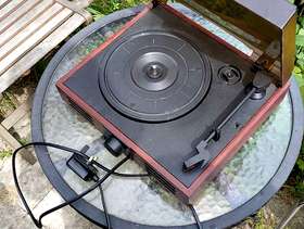 Freecycle Lp vinyl player