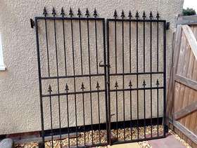 Freecycle Garden gates