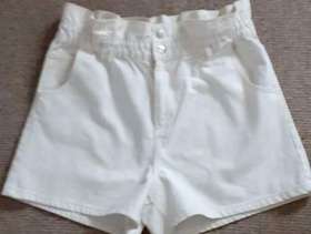 Freecycle La Redoute Cream 100% Cotton Shorts