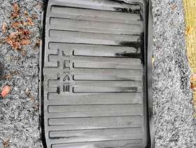 Freecycle Nissan Juke boot liner