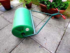 Freecycle Garden roller
