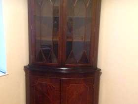Freecycle Corner display cupboard