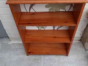 Freecycle Shelf