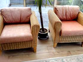 Freecycle Pair of conservatory chairs
