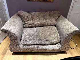 Freecycle Well-loved cuddler/two-seater