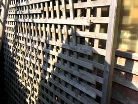 Freecycle Garden fence / trellis