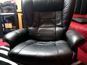 Freecycle Black leather armchair