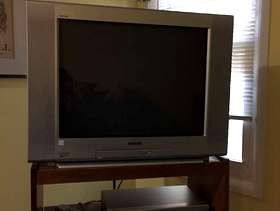 Freecycle Sony Trinitron Wega 27” TV