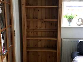 Freecycle Free Standing BookShelf