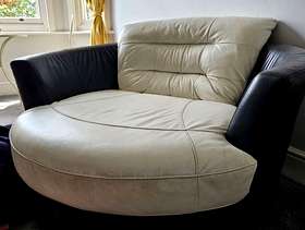 Freecycle Large, rotating 2 seater love seat.