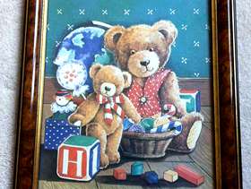 Freecycle Framed picture of teddy bears