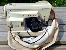 Freecycle Old Singer sewing machine