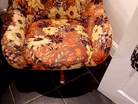 Freecycle Funky swivel chair