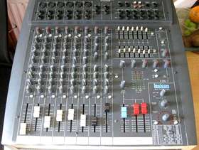 Freecycle SOUNDCRAFT SPIRIT POWERSTATION 350 PA mixer amp + FX.