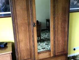 Freecycle Oak wardrobe with single drawer & mirror