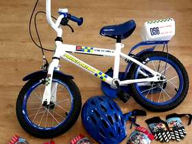 Freecycle Children's bike with accessories, rarely used, suitable for approx.4-6yo