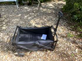 Freecycle Versatile trolley, for picnics or Beach Hut