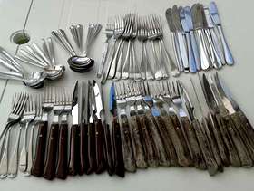 Freecycle Collection of wooden handled cutlery