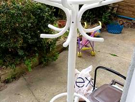 Freecycle Coat hanger- white
