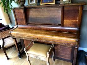 Freecycle Upright piano