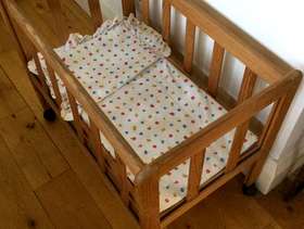 Freecycle Child’s /toddler toy cot