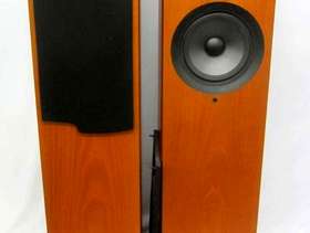 Freecycle Wharfedale Floor Standing Speakers