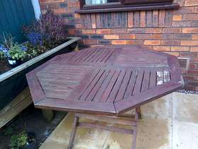 Freecycle Garden table