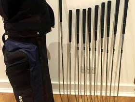 Freecycle Golf bag with irons, putter and 3 wood