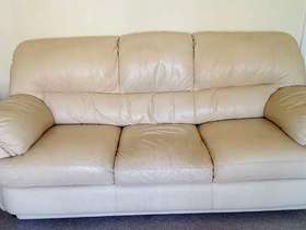 Freecycle 3 piece leather suite