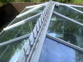 Freecycle Double-glazing units for conservatory roof
