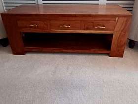 Freecycle Coffee table/TV stand.