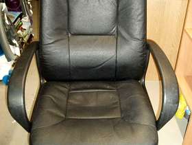 Freecycle Black office chair
