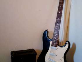 Freecycle Electric Guitar