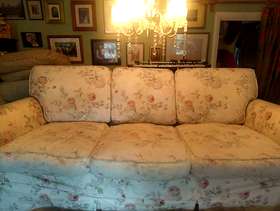 Freecycle 3 Seater Sofa