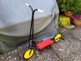 Freecycle Child's scooter
