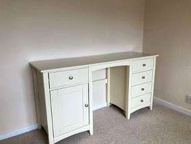 Freecycle Dressing table