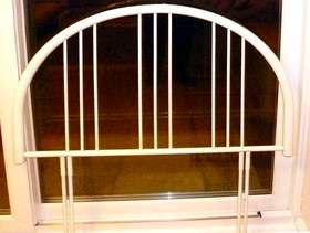 Freecycle 3 ft Bedhead