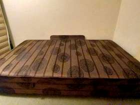 Freecycle Single Bed with Storage (ottoman-style)