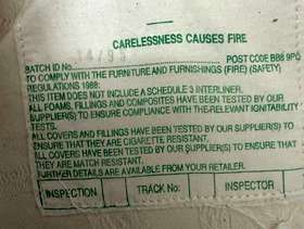 Freecycle 2 Seater White sofa/love seat